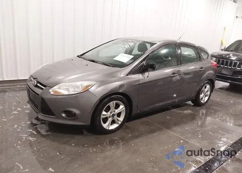 2014 Ford Focus Se z USA, uszkodzony, nr VIN 1FADP3K28EL443618
